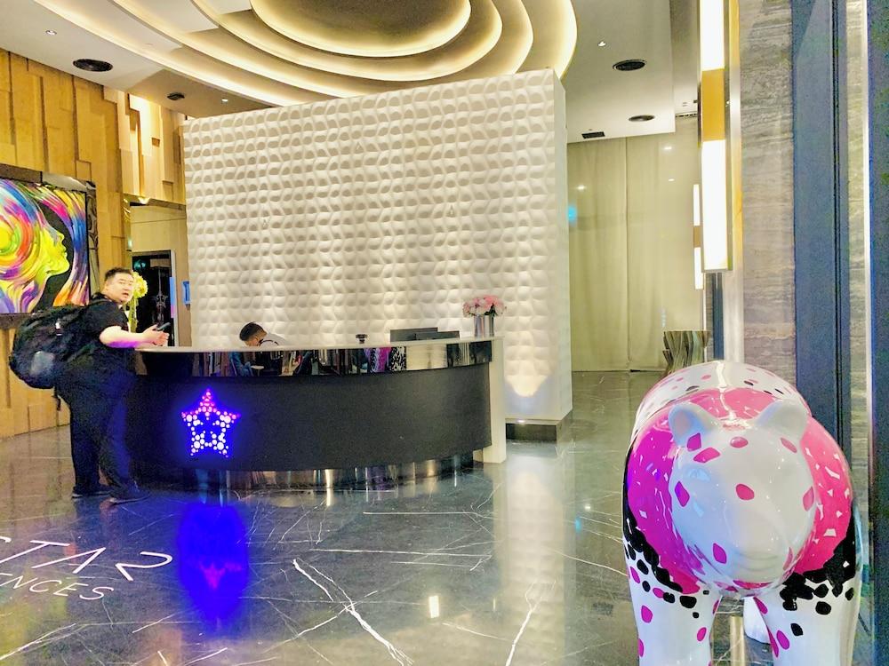 Vista Lobby Star KLCC By Moonlight