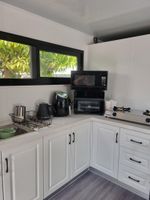 Alquiler Vacacional - Tiny home with outdoor spa and a pool