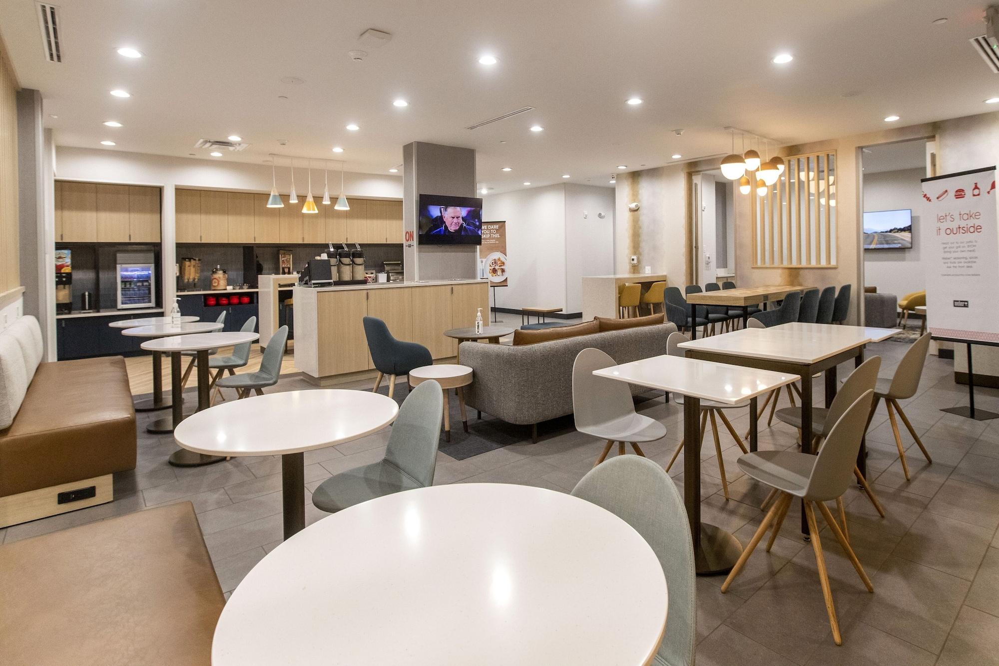Restaurant TownePlace Suites by Marriott Conroe