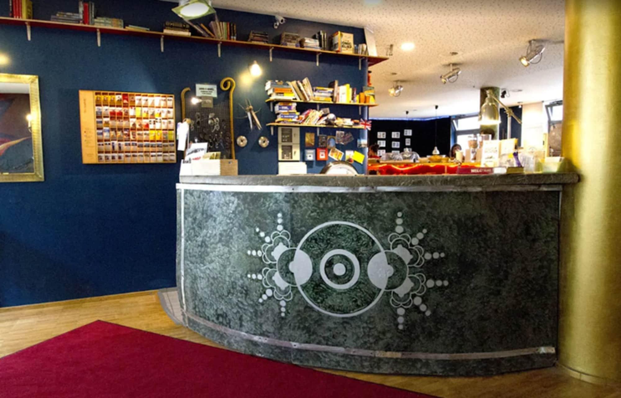 Vista Lobby Heart of Gold Hostel Berlin