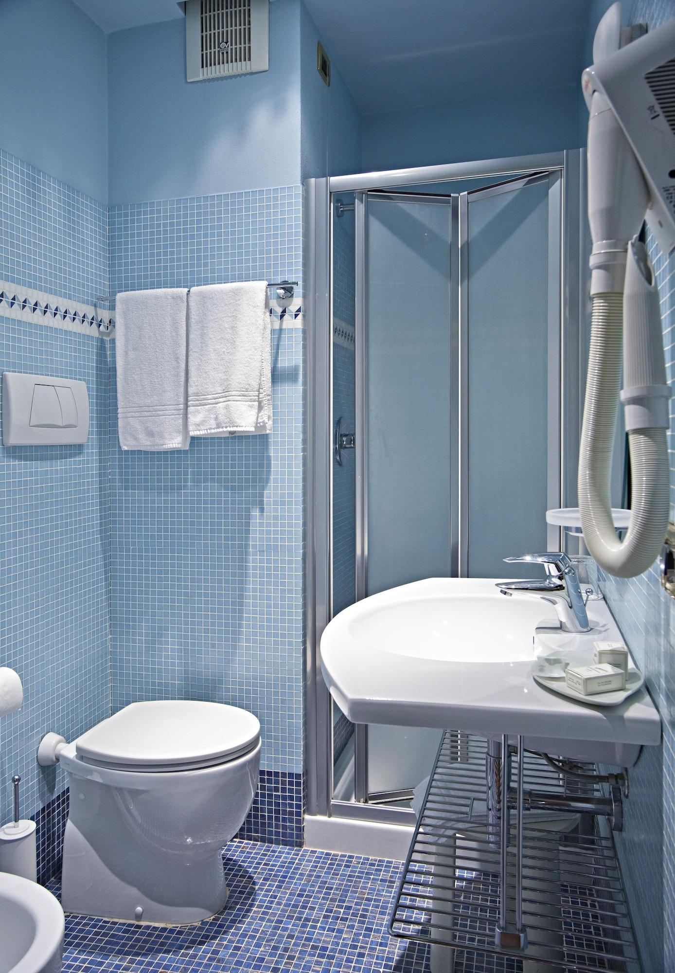 Equipamiento de Habitación Hotel Europa