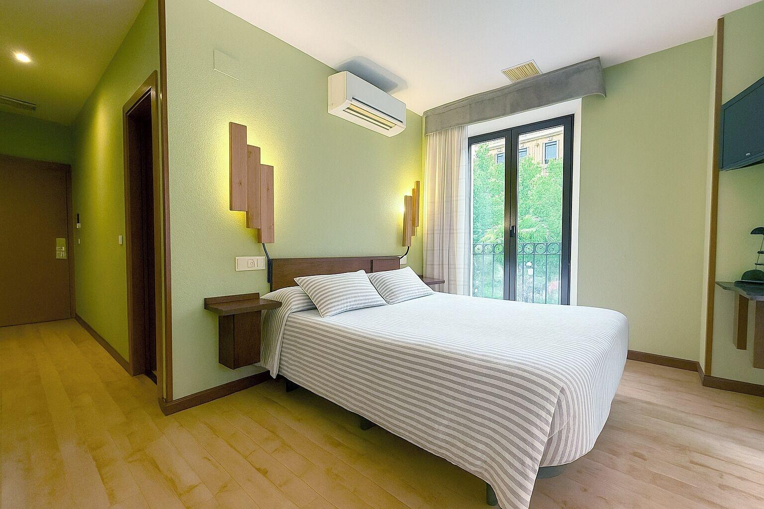 Varios Hostal Concejo