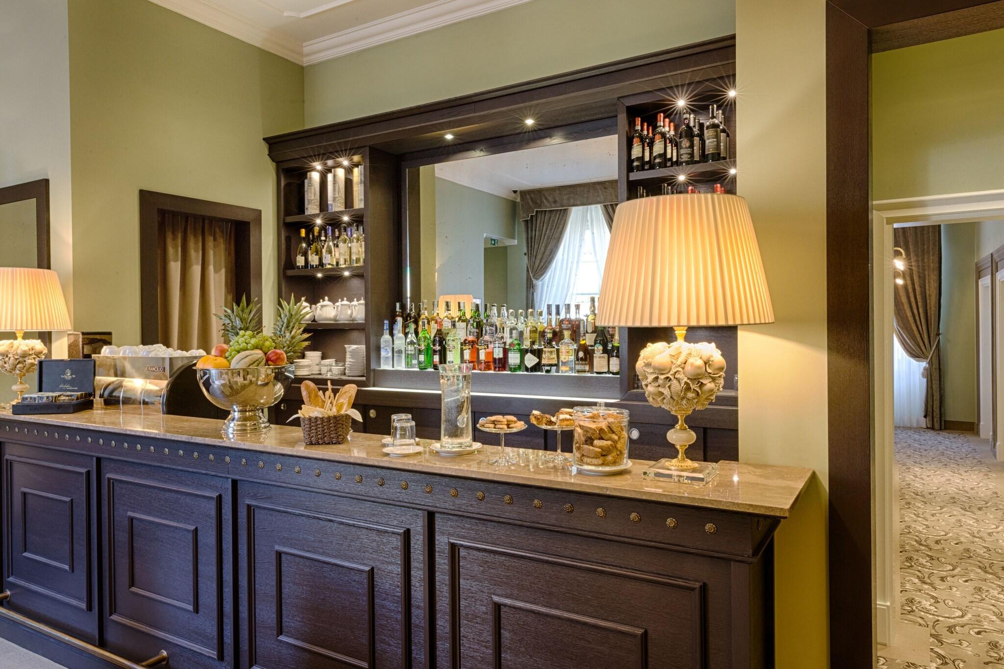 Bar/Salón Palazzo Roselli Cecconi