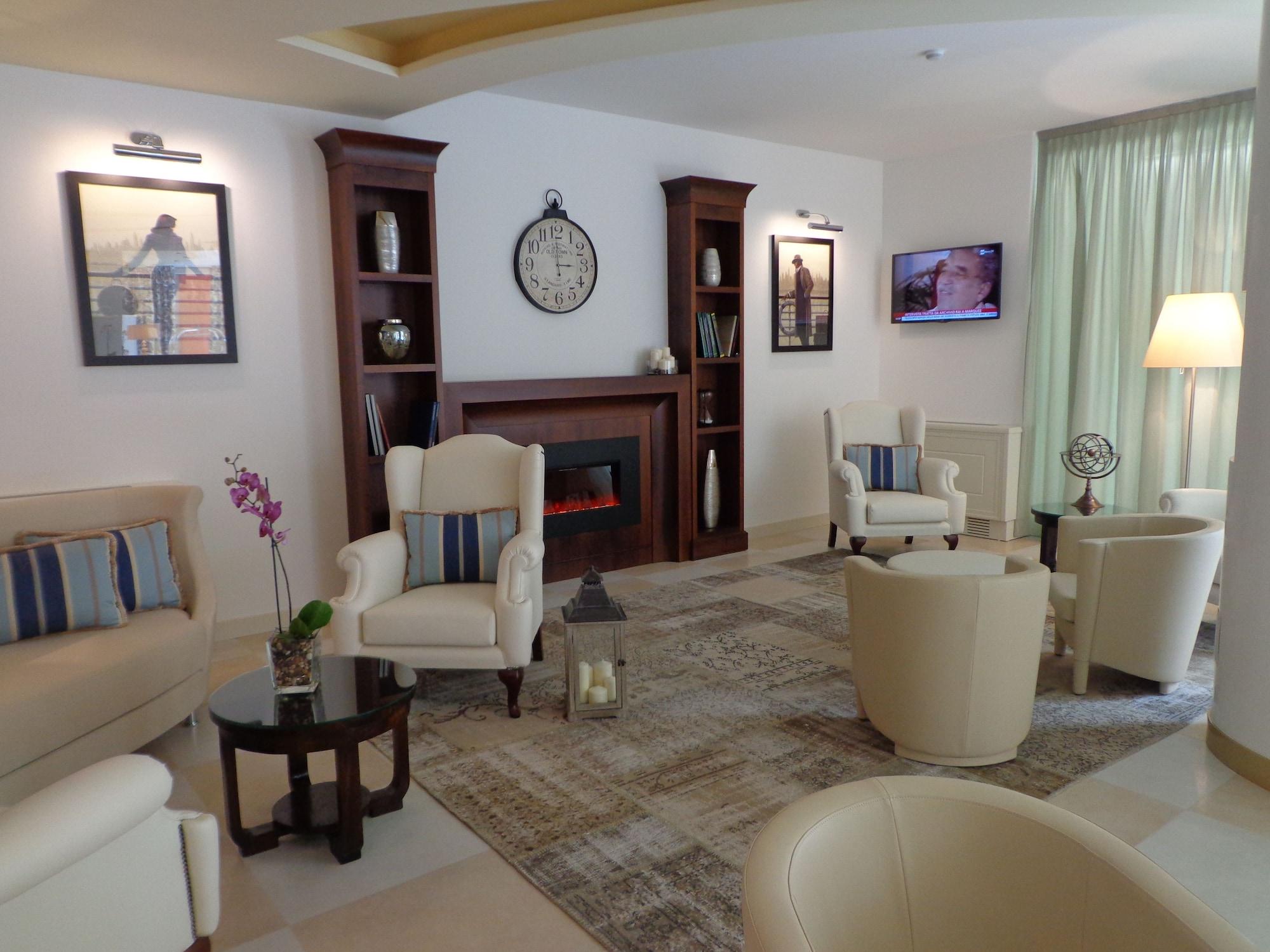 Vista Lobby Erbavoglio Hotel