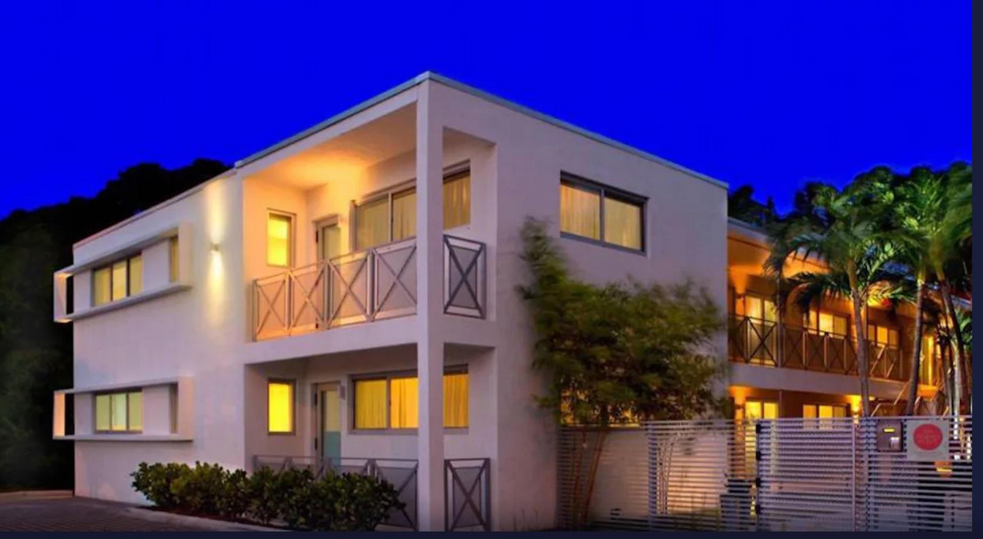 Vista Lobby 1818 Meridian House Apartments and Suites by Eskape Collection