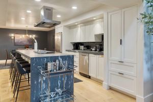 Alquiler Vacacional - Parkside Condo by Avantstay Walk to Ski Lifts + Town Pool & Hot Tub Access