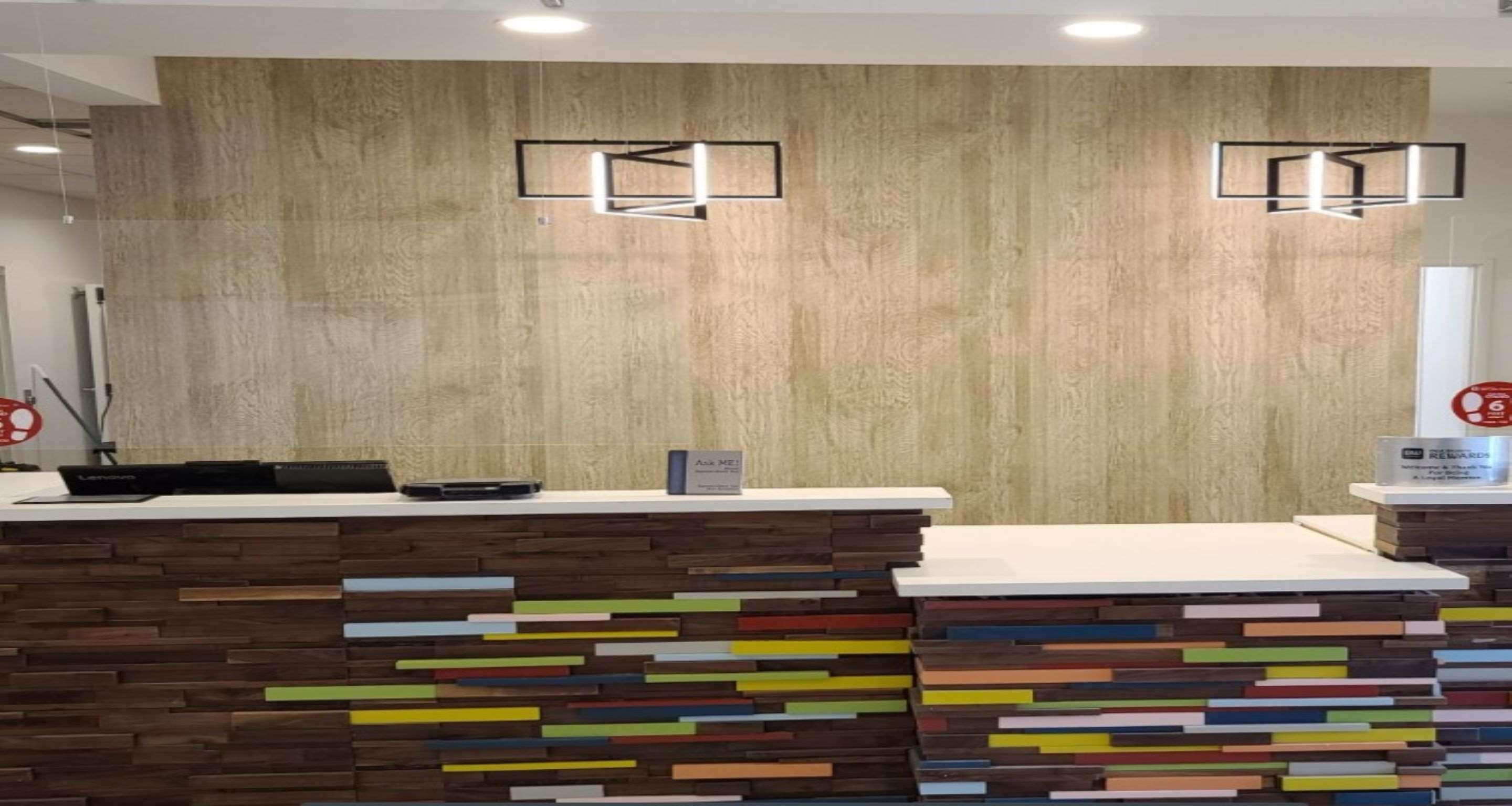 Vista Lobby Best Western Watertown