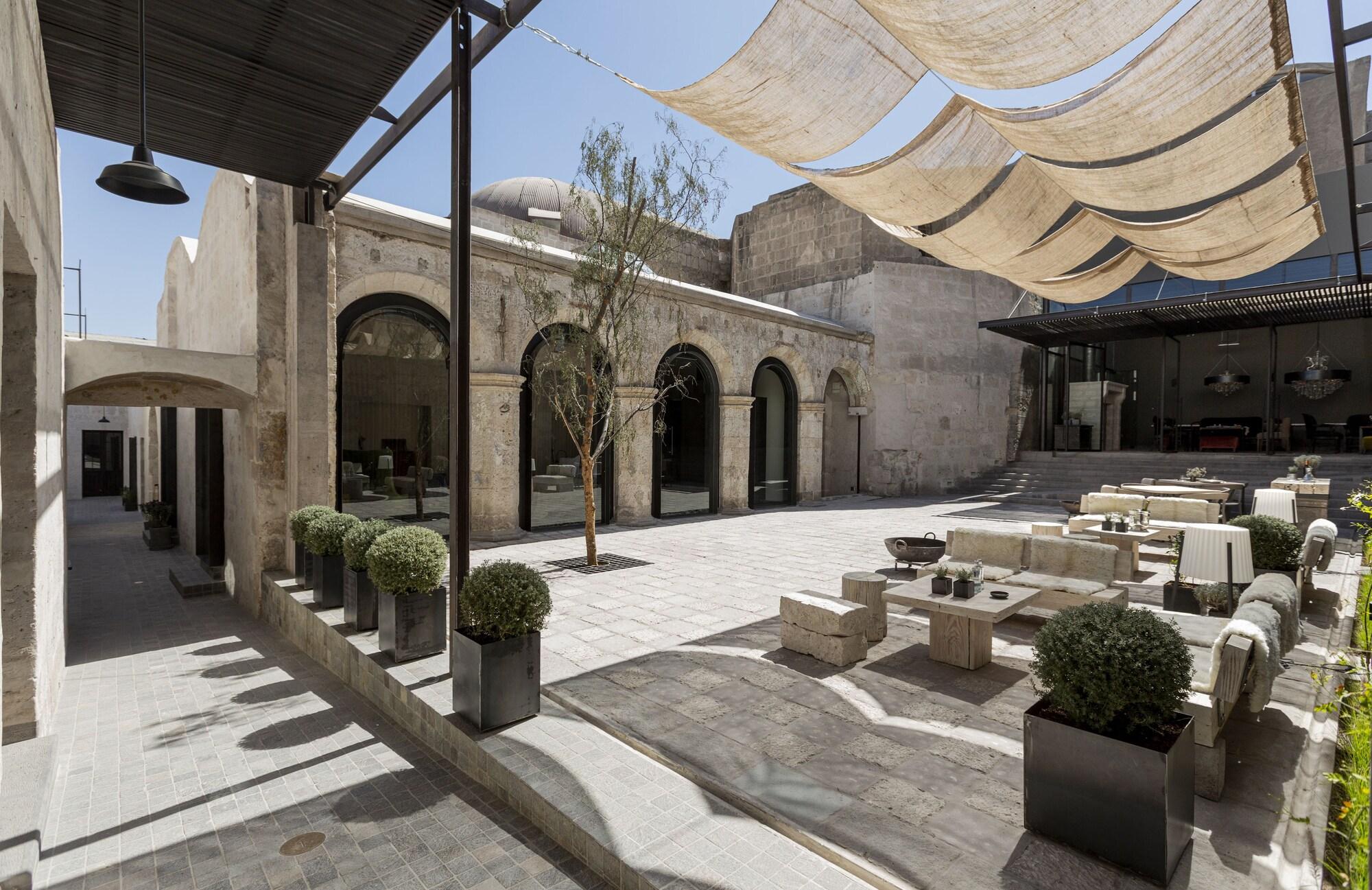 Comodidades del Alojamiento CIRQA - Relais & Châteaux