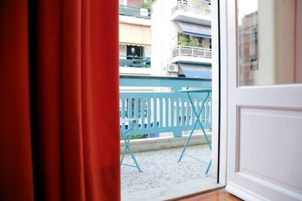 Varios Chameleon Youth Hostel - Hostel