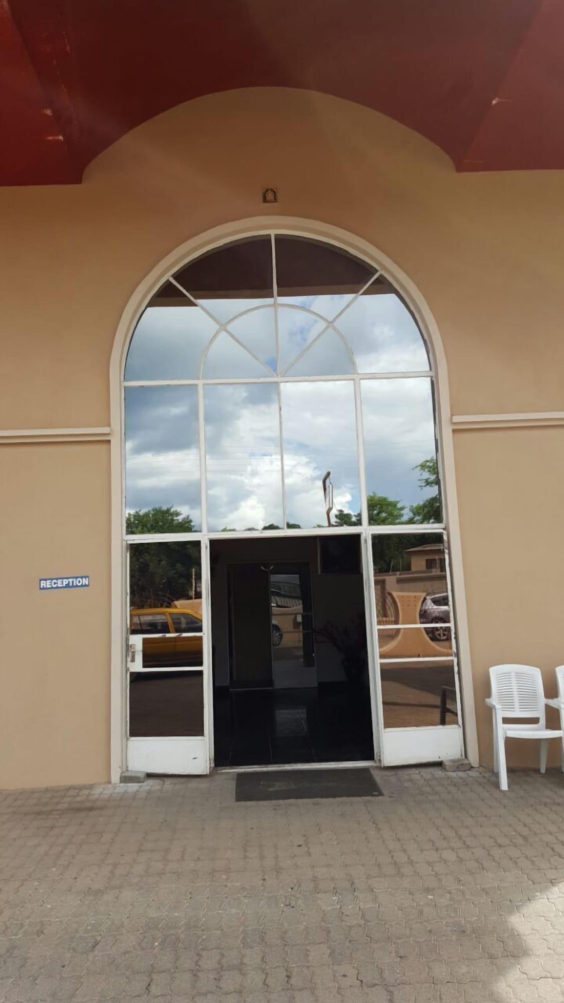 Vista Lobby Minestone Hotel