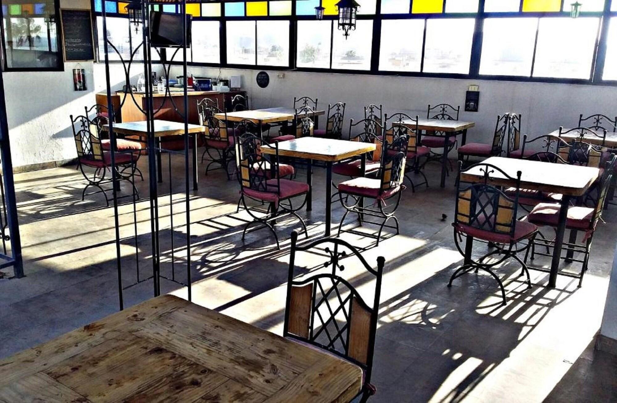 Bar/Salón Hotel Andalucía