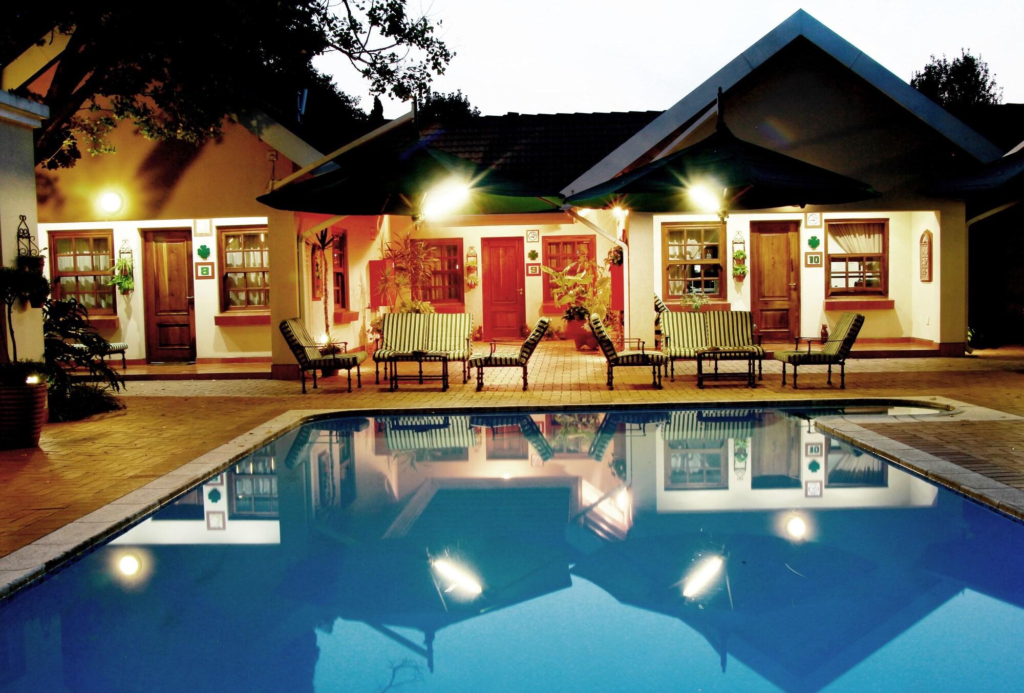 Varios Waterkloof Guest House
