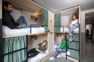 Alojamiento - The Bee Hostel