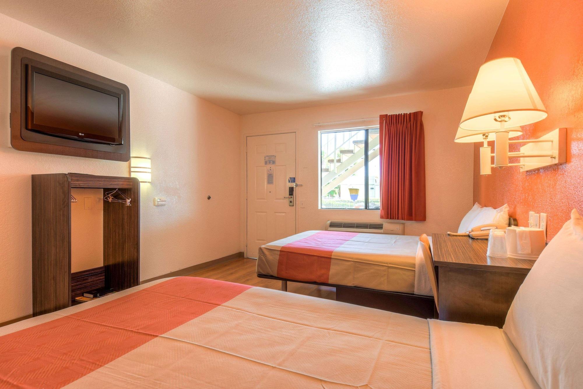 Habitación Motel 6 Chula Vista, CA - San Diego