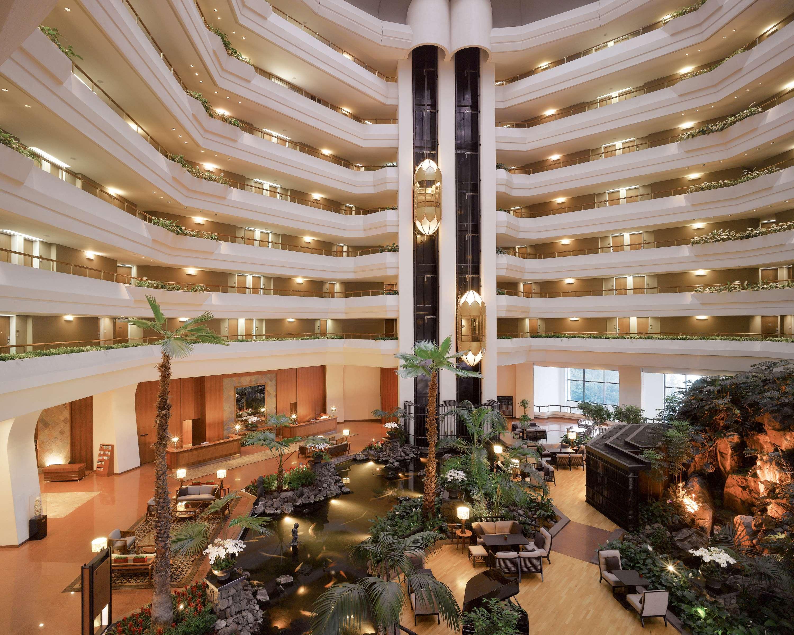 Vista Lobby Parnas Hotel Jeju