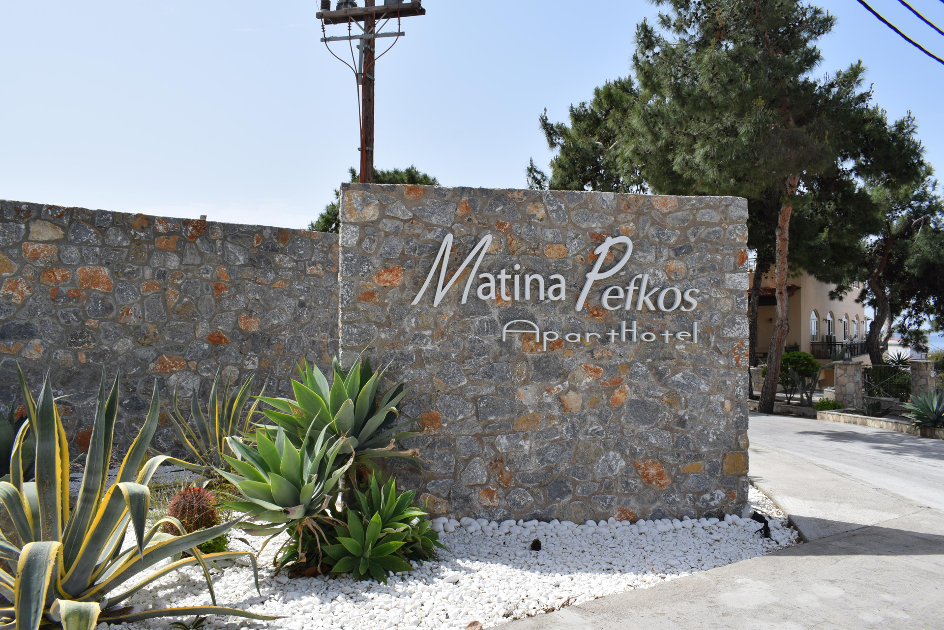 Vista Exterior Matina Pefkos Aparthotel