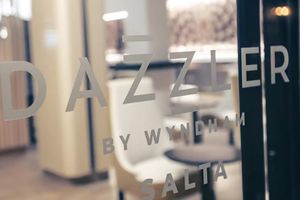Alojamiento - Dazzler By Wyndham Salta