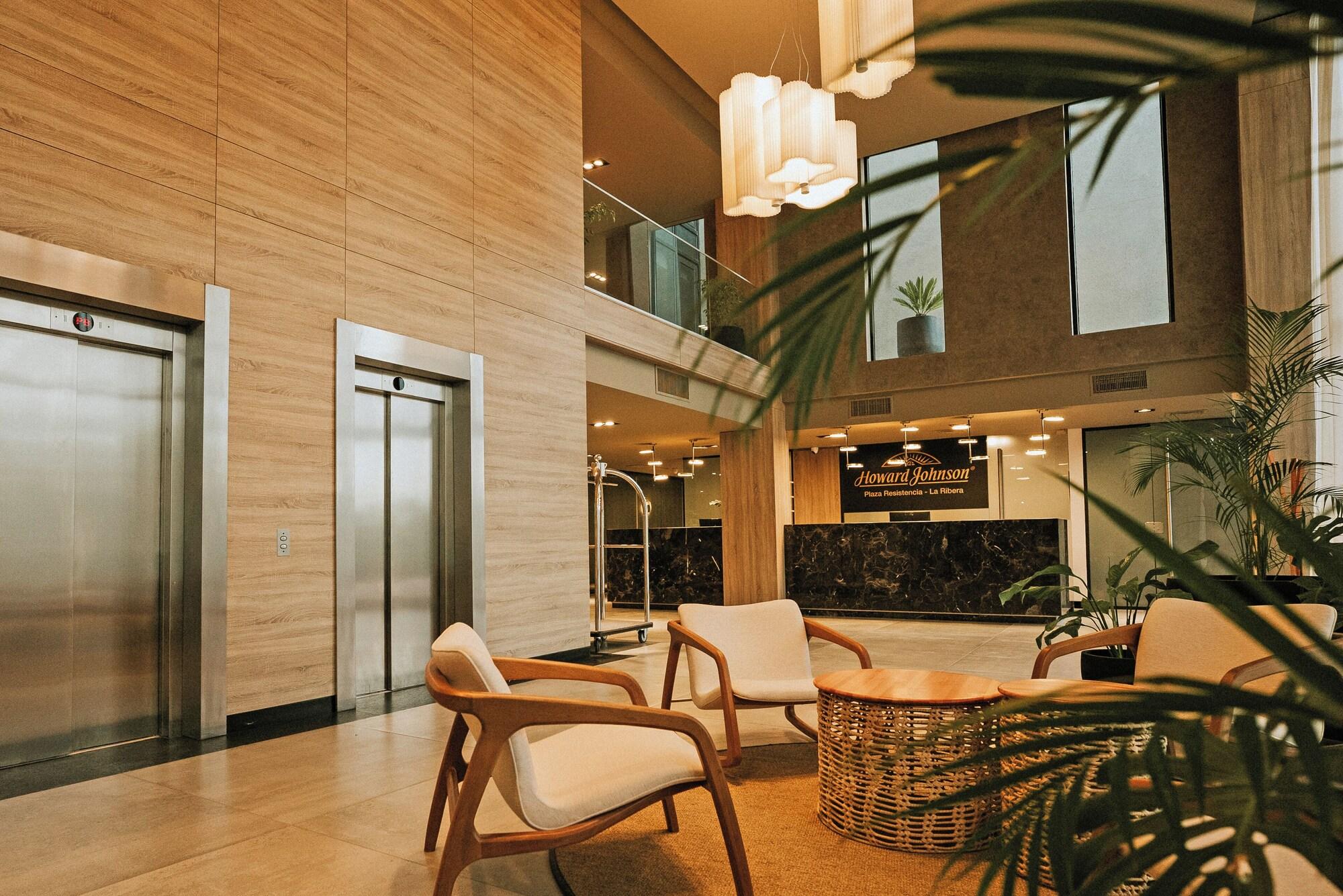 Vista Lobby Howard Johnson Plaza La Ribera