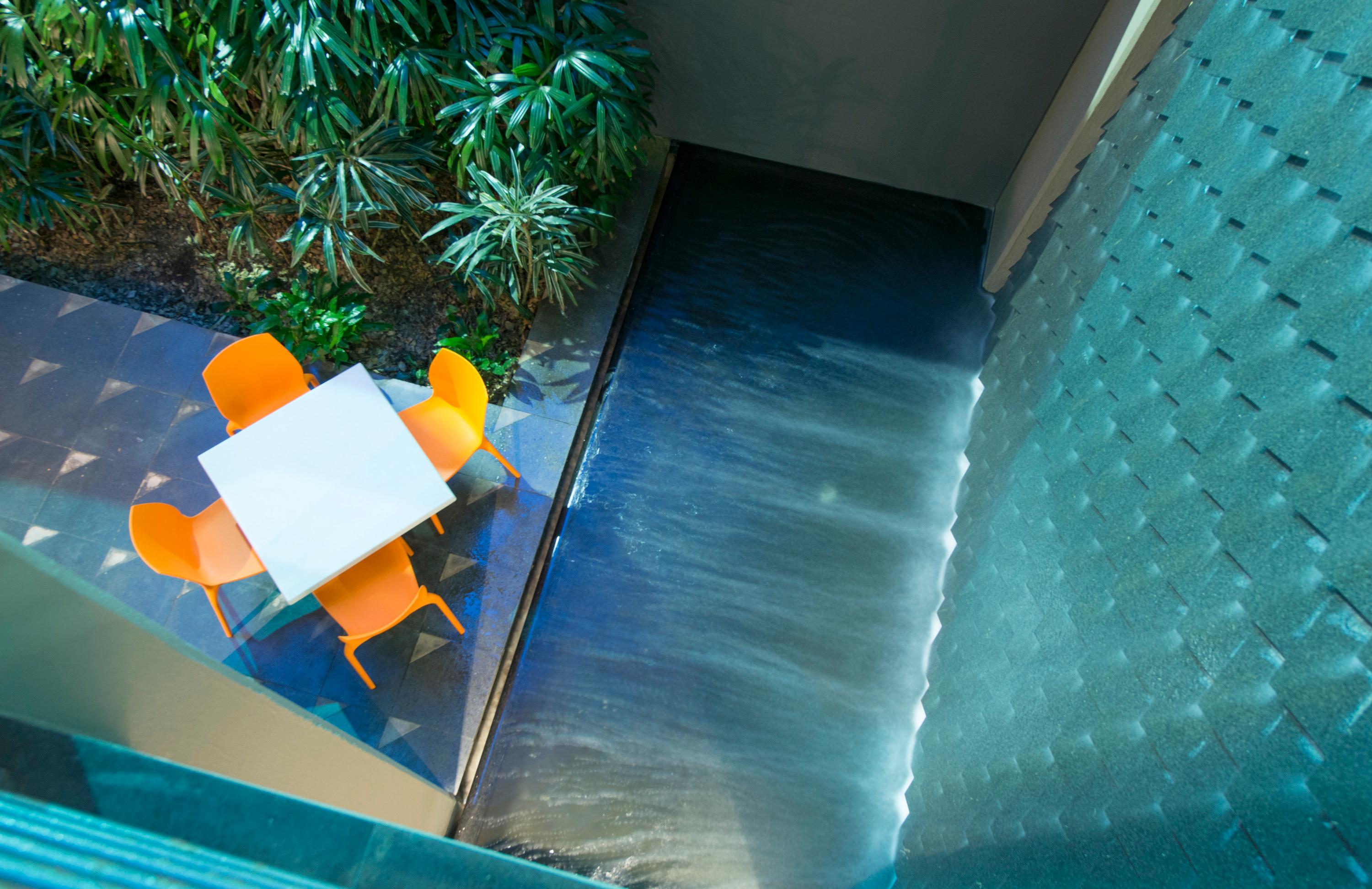 Varios Mantra on Kent