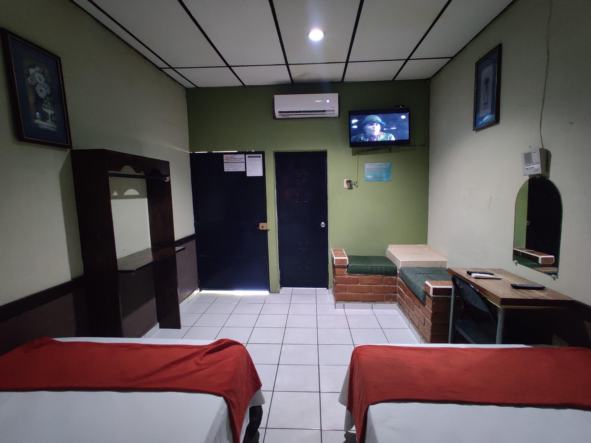 Habitación Hotel Latino
