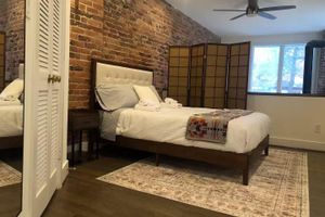 Renta temporal - Brand New Apt in DC, 1200 Sqft, Loft Space & Pet Friendly