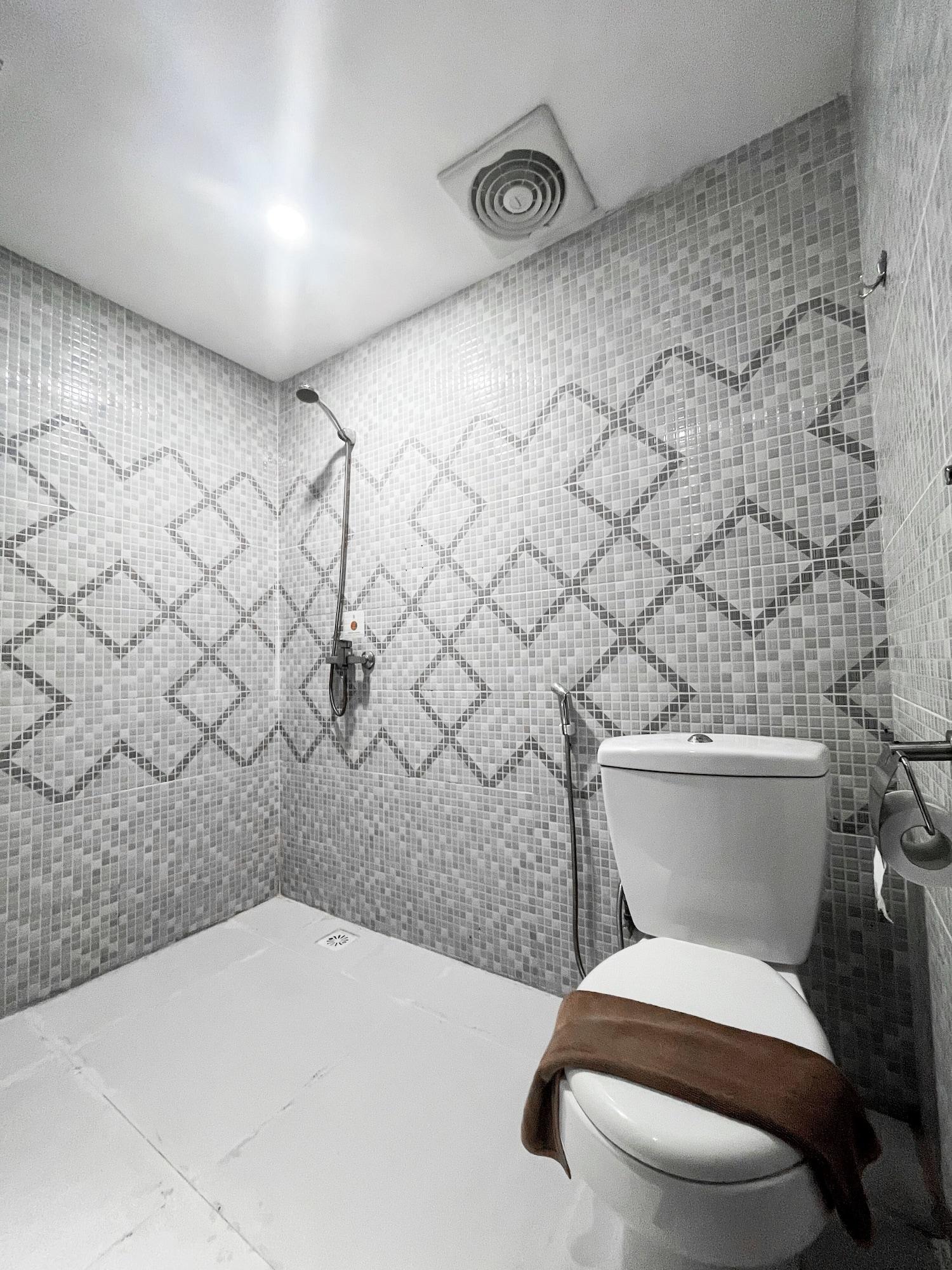 Equipamiento de Habitación SM Tower Hotel & Convention Center Berau