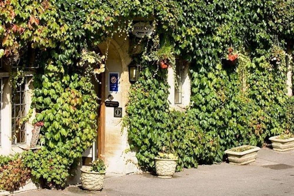 Vista Exterior Hatton Court Hotel