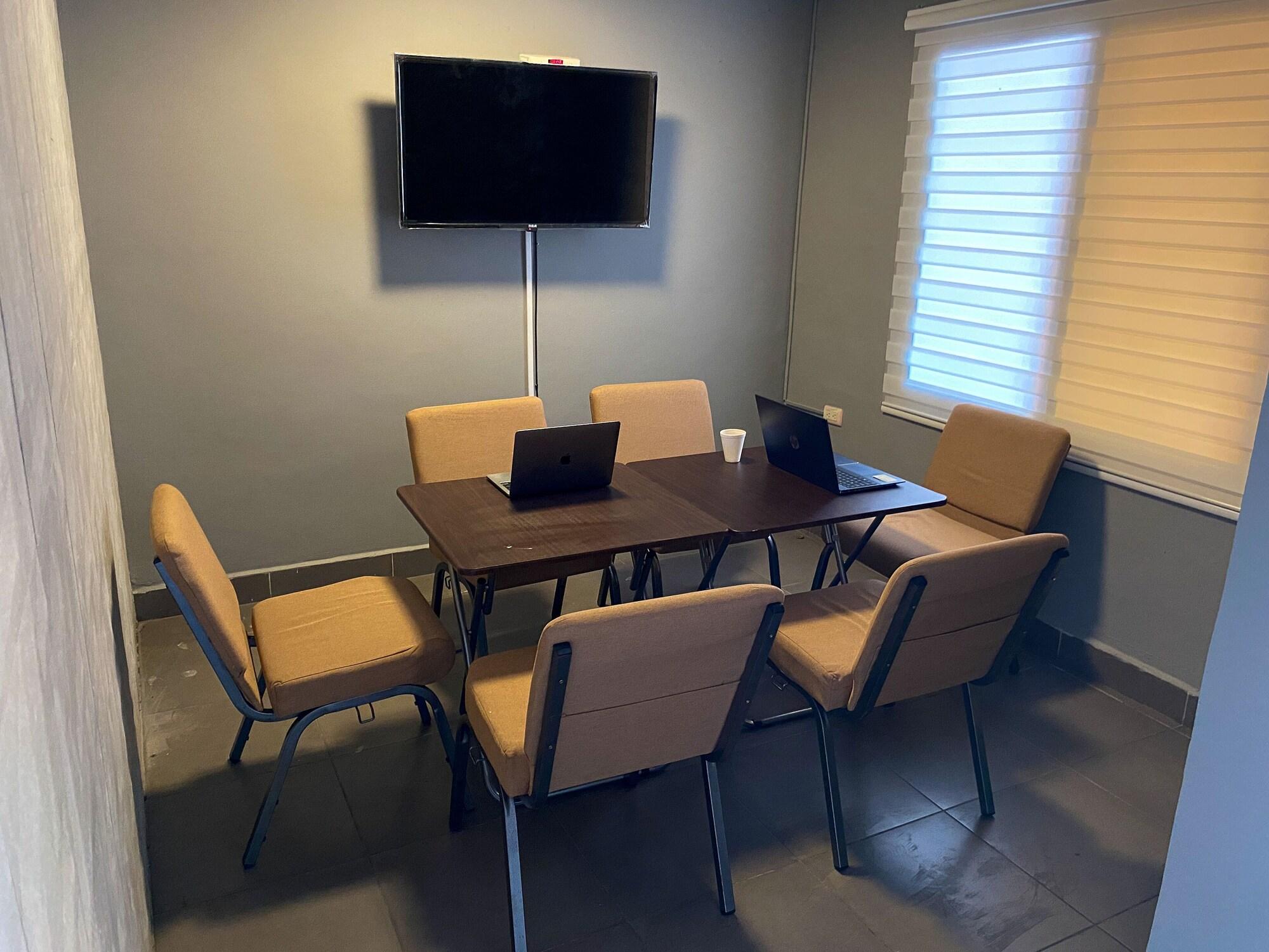 Sala de Reuniones Smart Inn