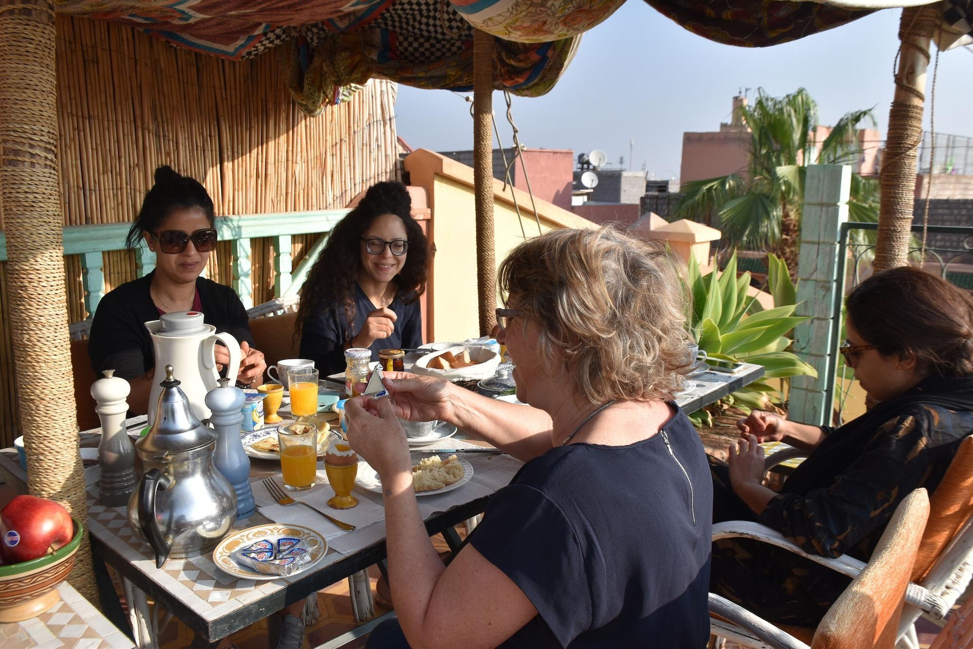 Vista Exterior Riad Aicha Marrakech