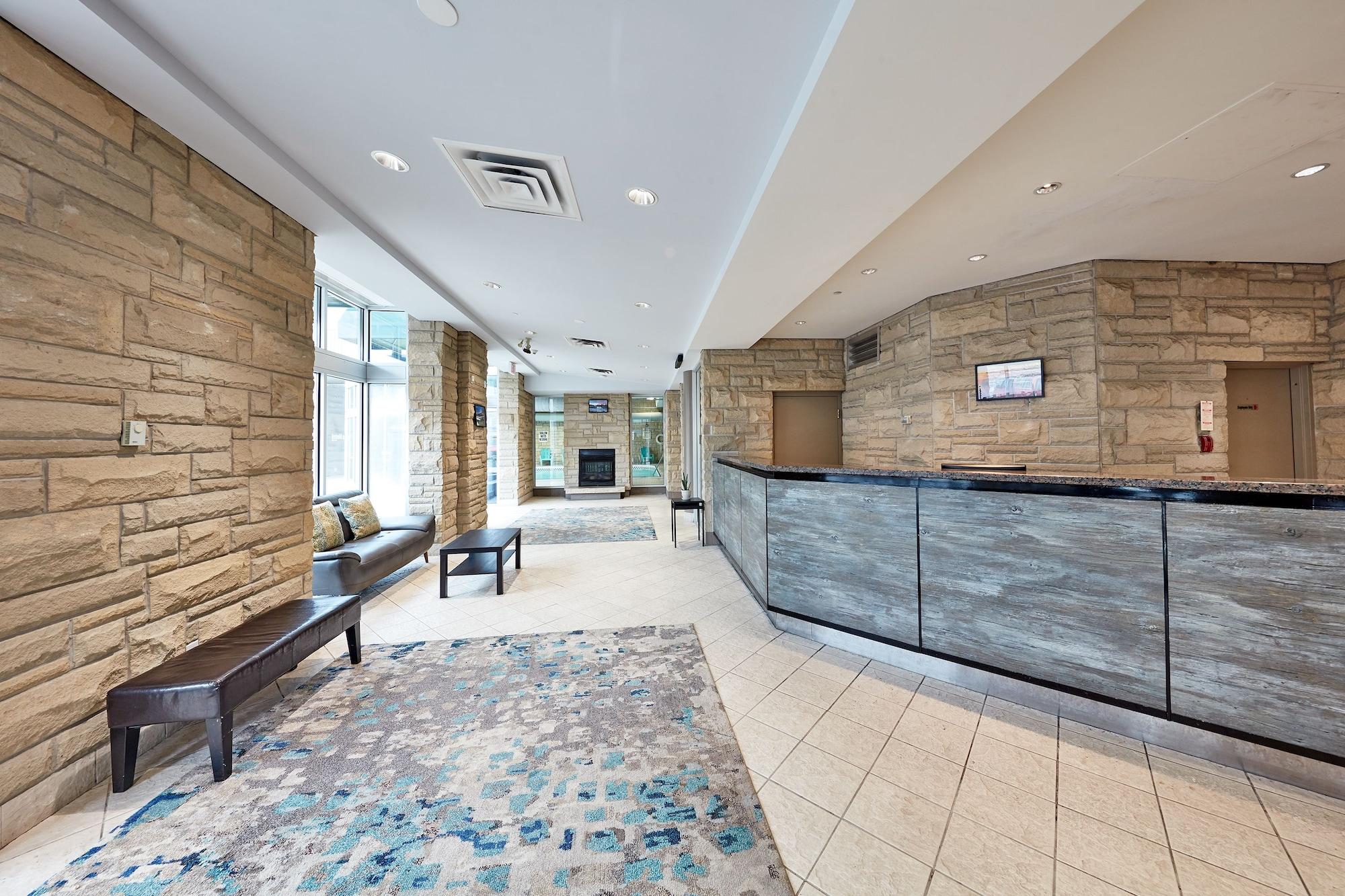 Vista Lobby The Falls Hotel & Inn