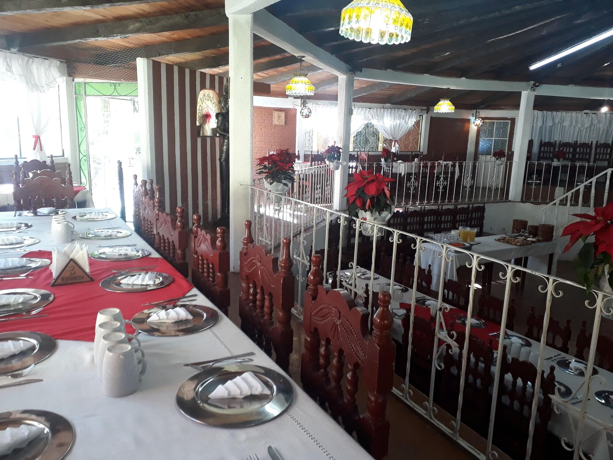 Restaurant Estancia Campestre - 7 Robles