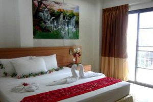 Alojamiento - Bella Tropicana Hotel And Guesthouse