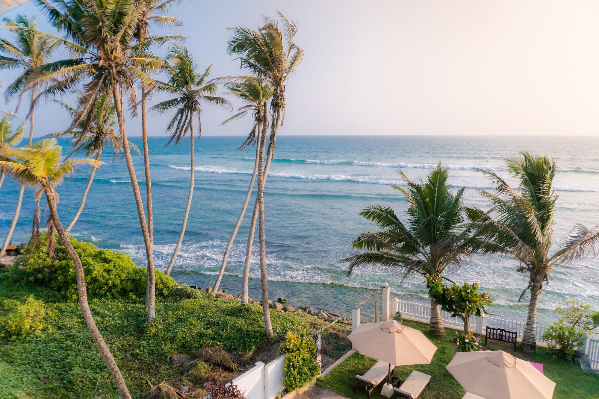 Vista Exterior Surf Station