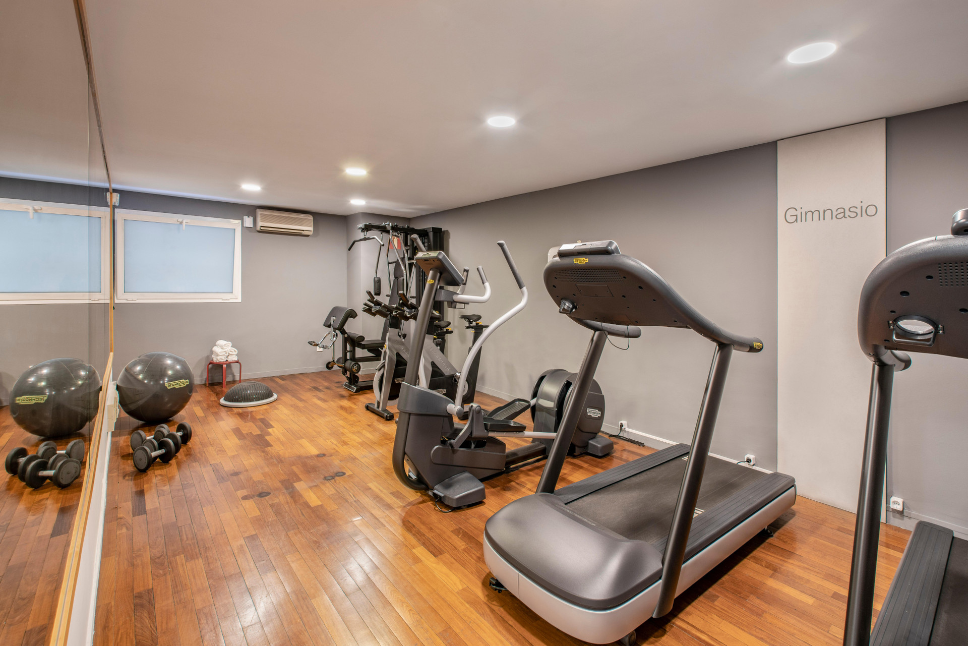 Instalaciones Recreativas Hotel Vincci SoMa