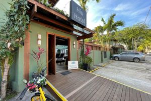 Alojamiento - Hiu Hotel
