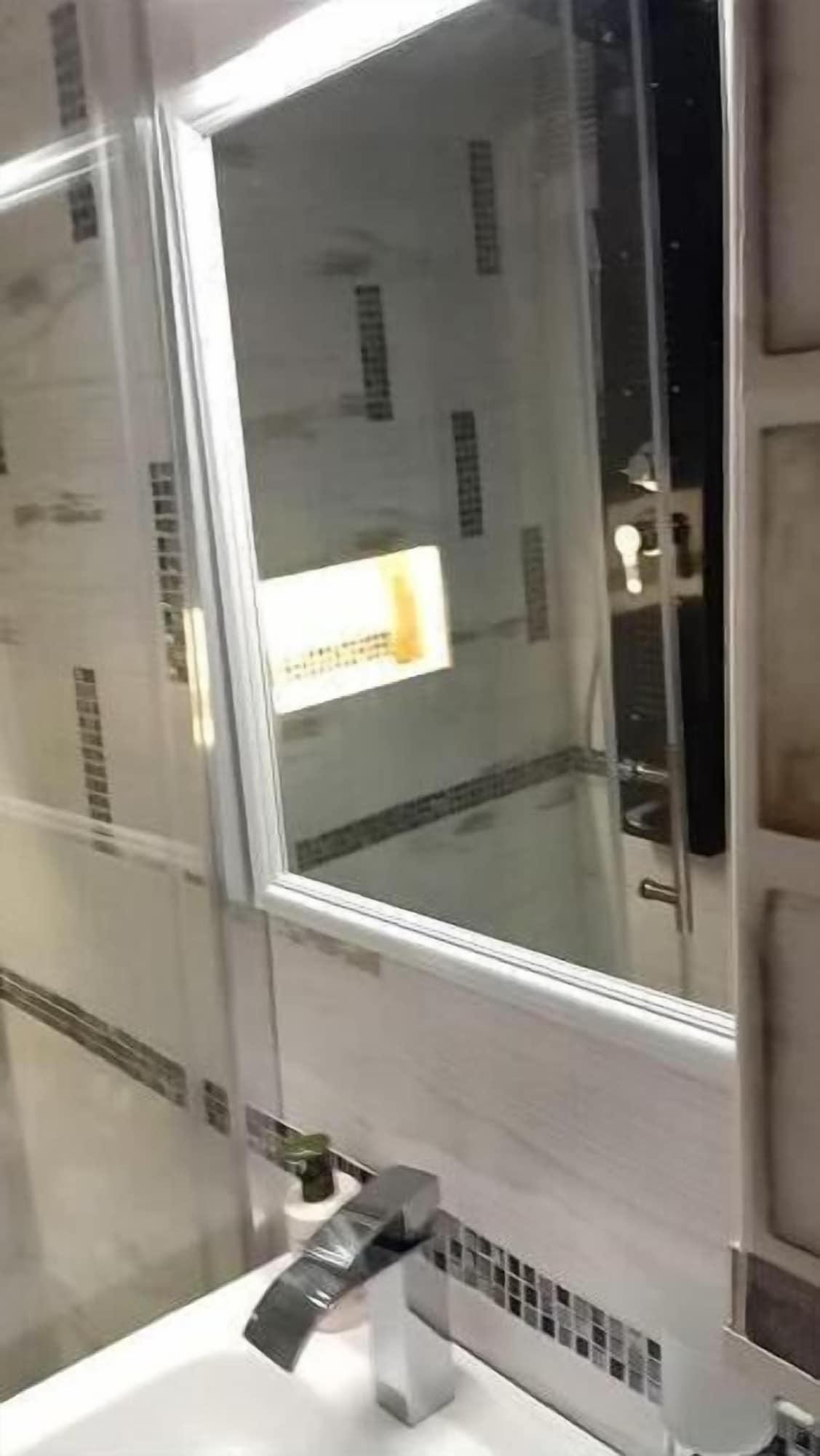 Equipamiento de Habitación Poma