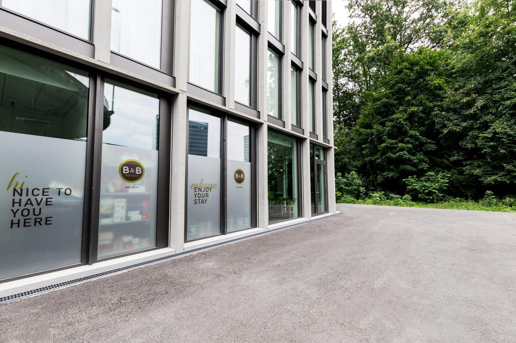 Vista Exterior B&B Hotel Zürich East Wallisellen