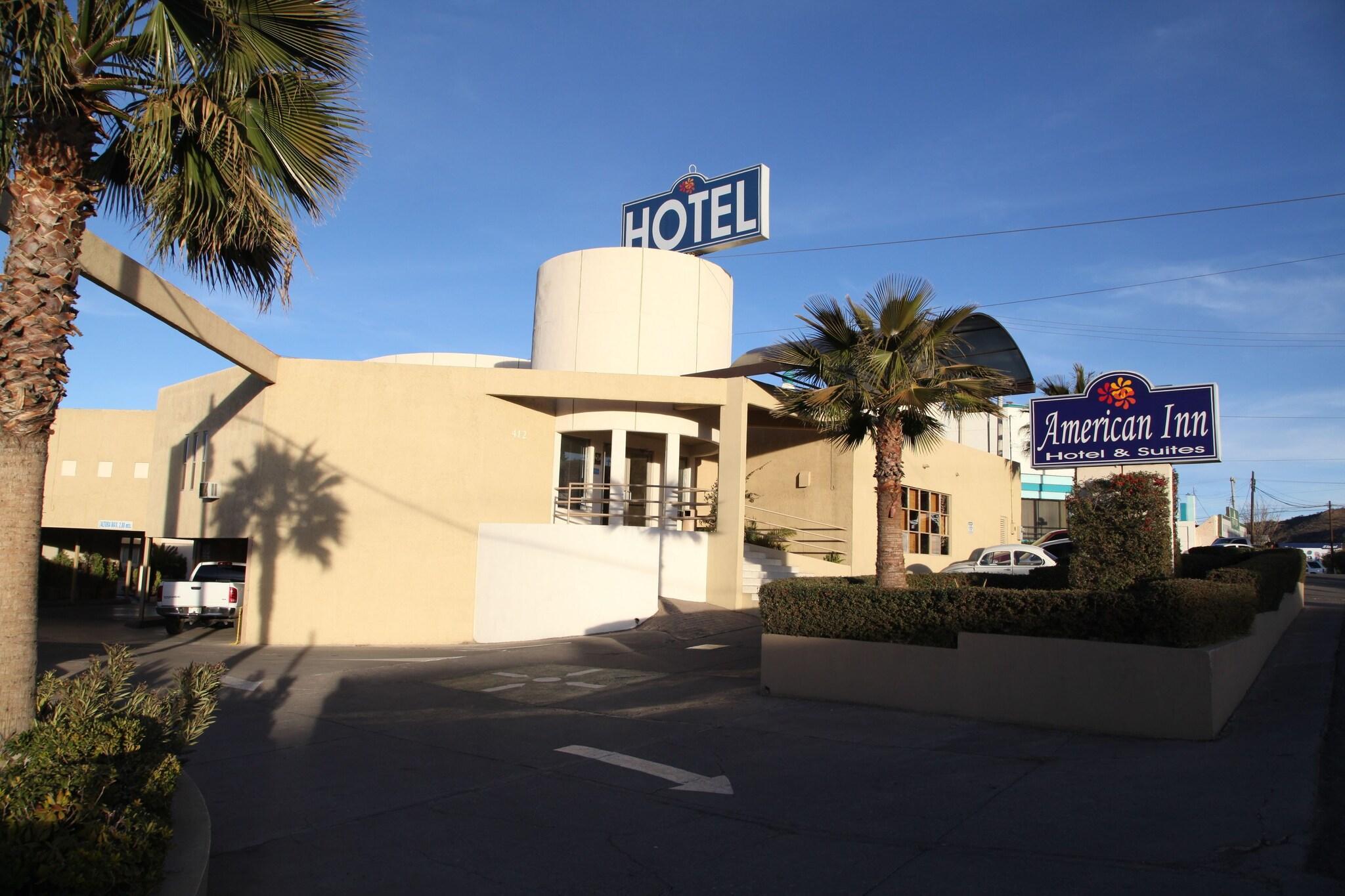 Vista Exterior American Inn Hotel & Suites Hidalgo del Parral