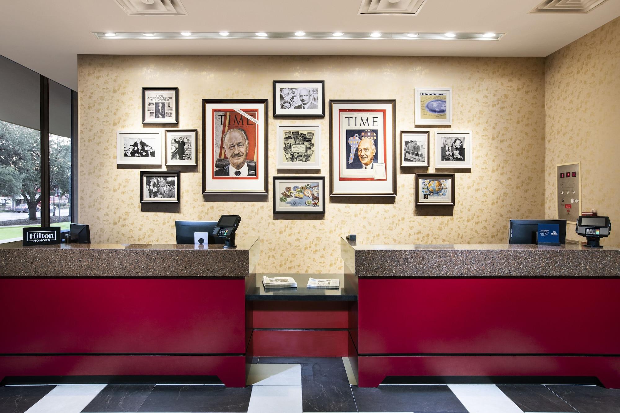 Vista Lobby Hilton University of Houston
