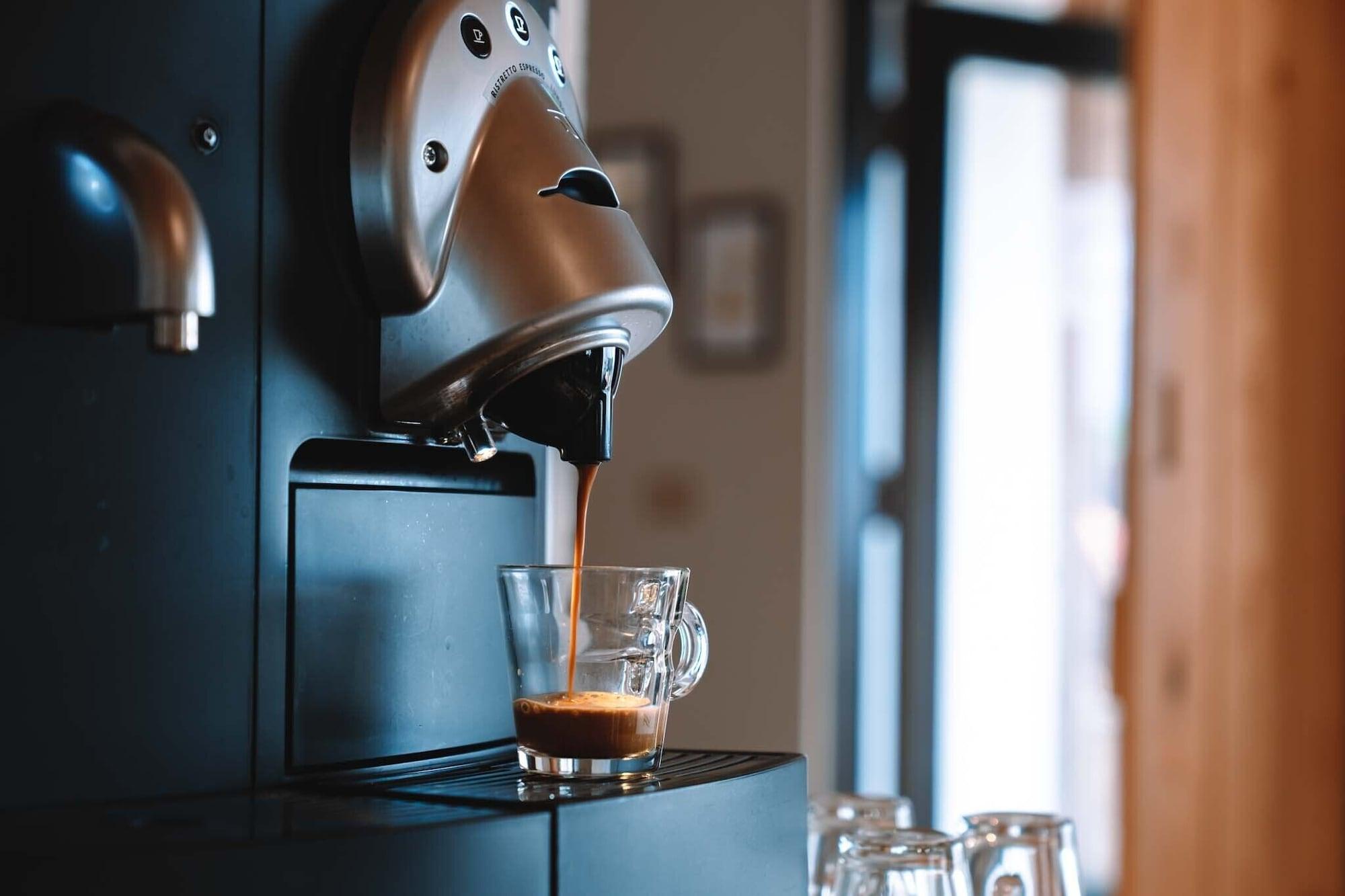 Bar/Salón Hotel Snaefellsnes - formally Hotel Rjukandi