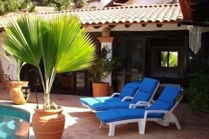 Renta temporal - Beautiful Spanish Style Villa with Ocean View,100 steps from the Beach