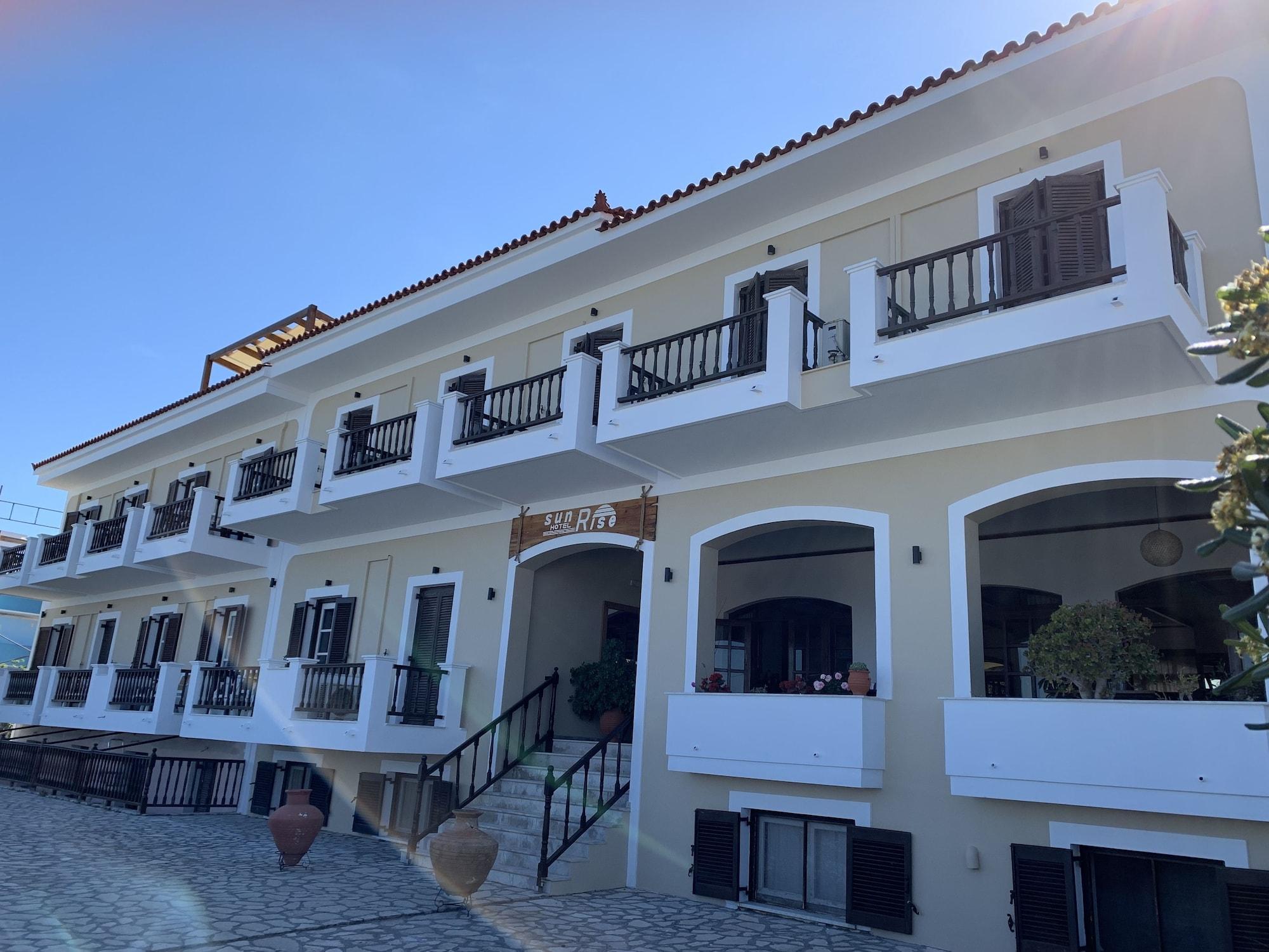 Varios Sunrise Hotel