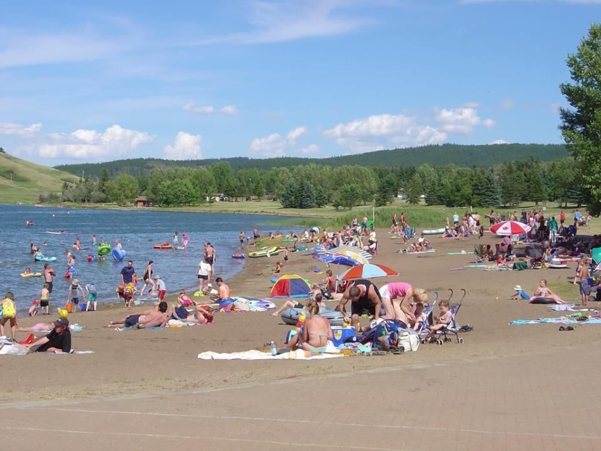 Playa Elkwater Lake Lodge