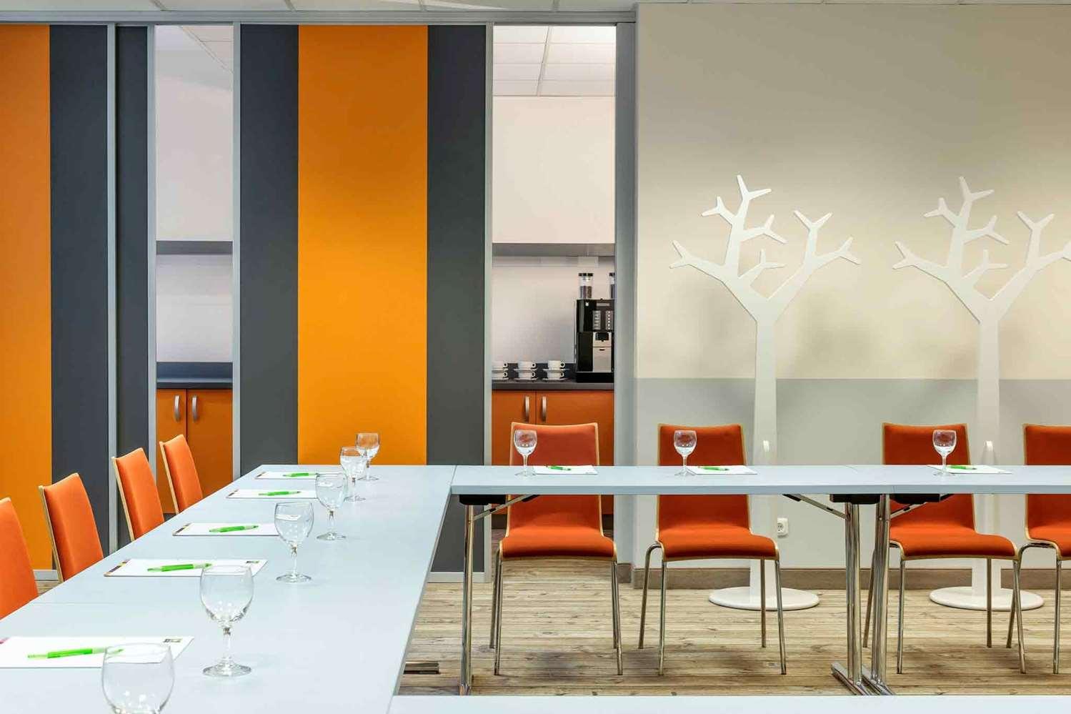 Sala de Reuniones ibis Styles München Ost Messe