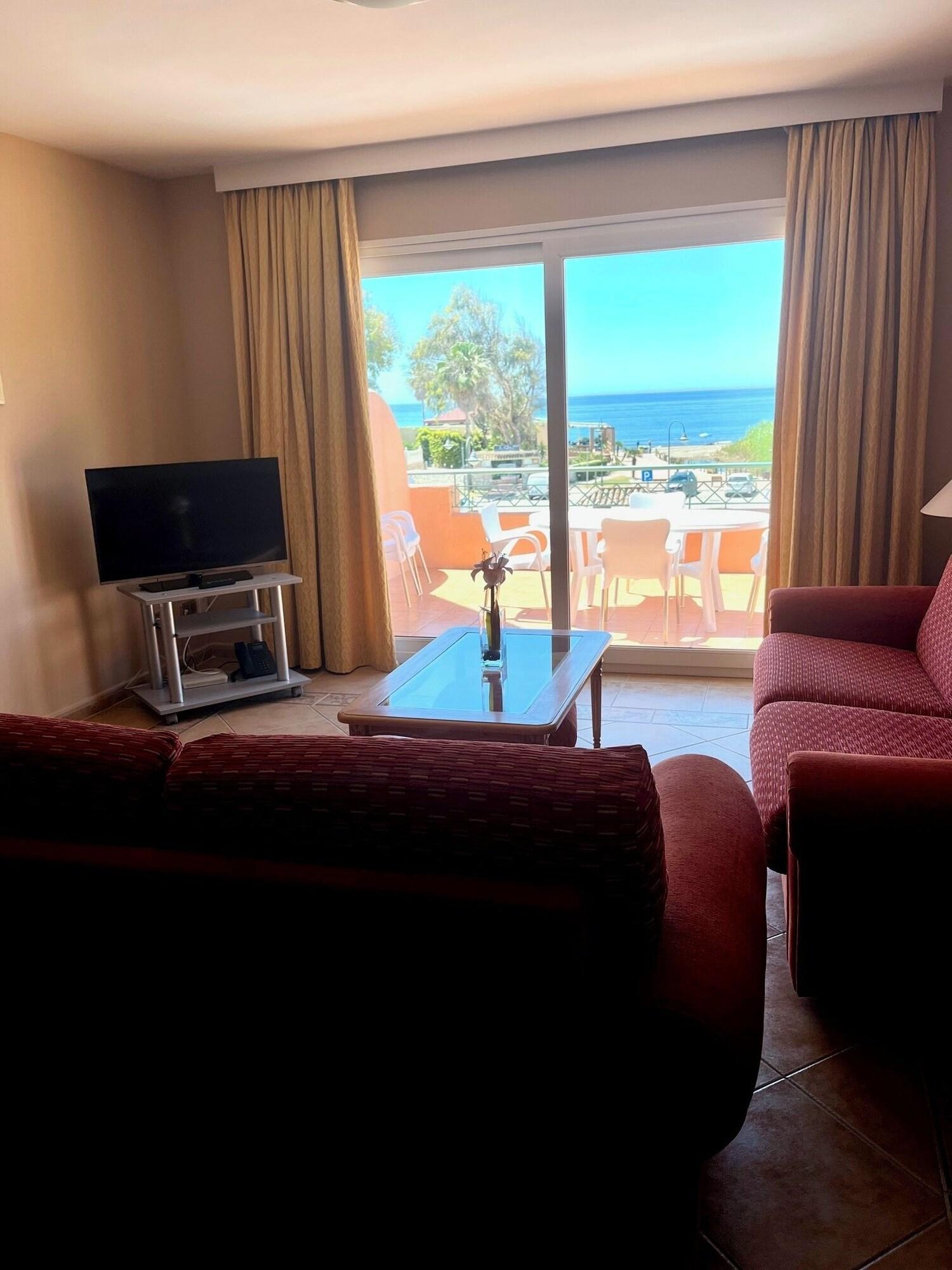 Vista Exterior Marbella Beach Resort at Club Playa Real