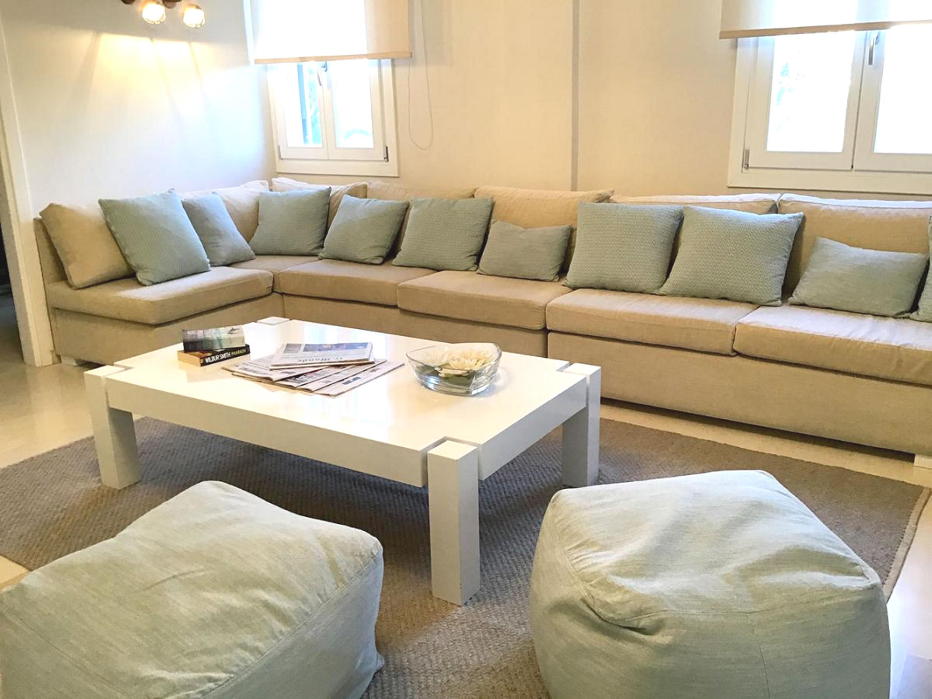 Vista Lobby Thera Mare Resort