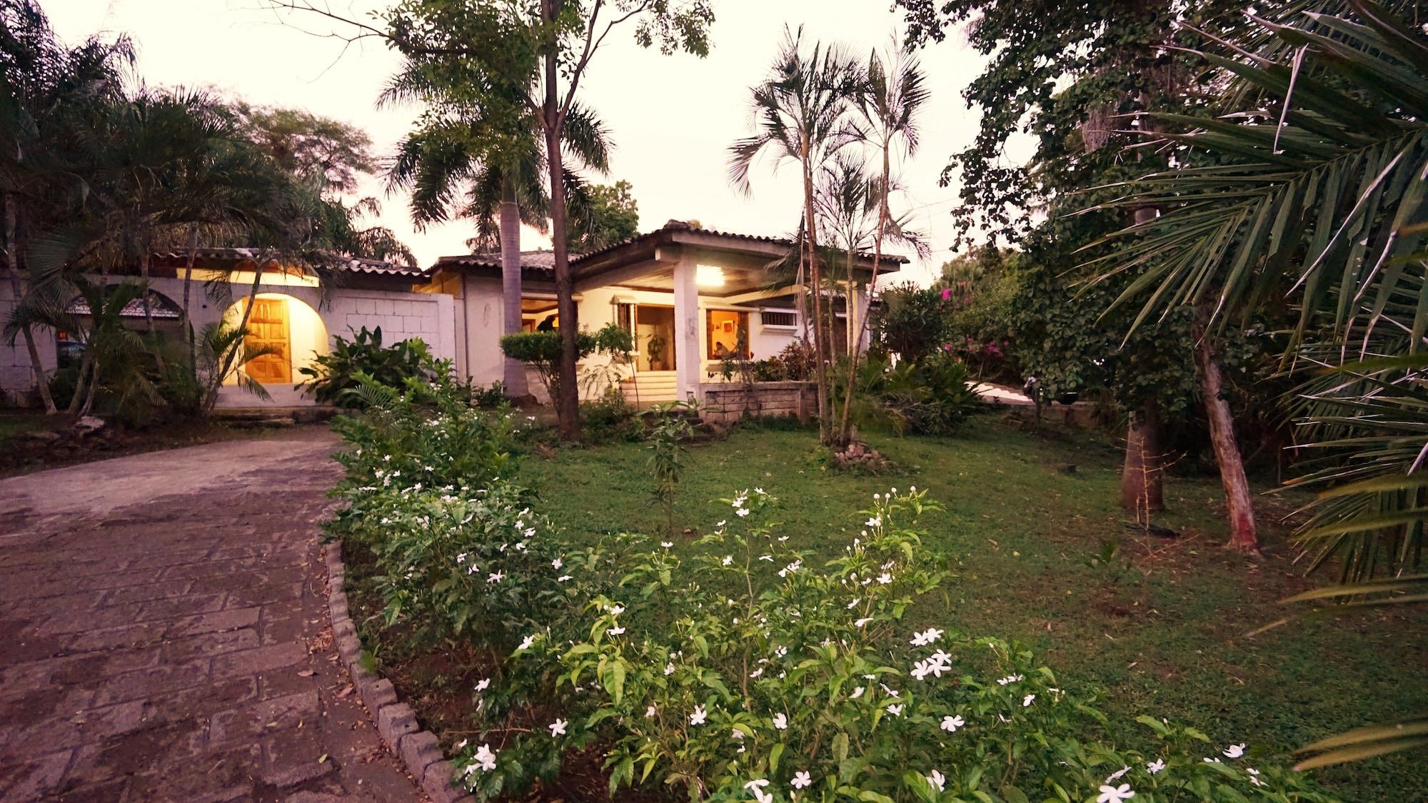 Vista Exterior Casa Inti