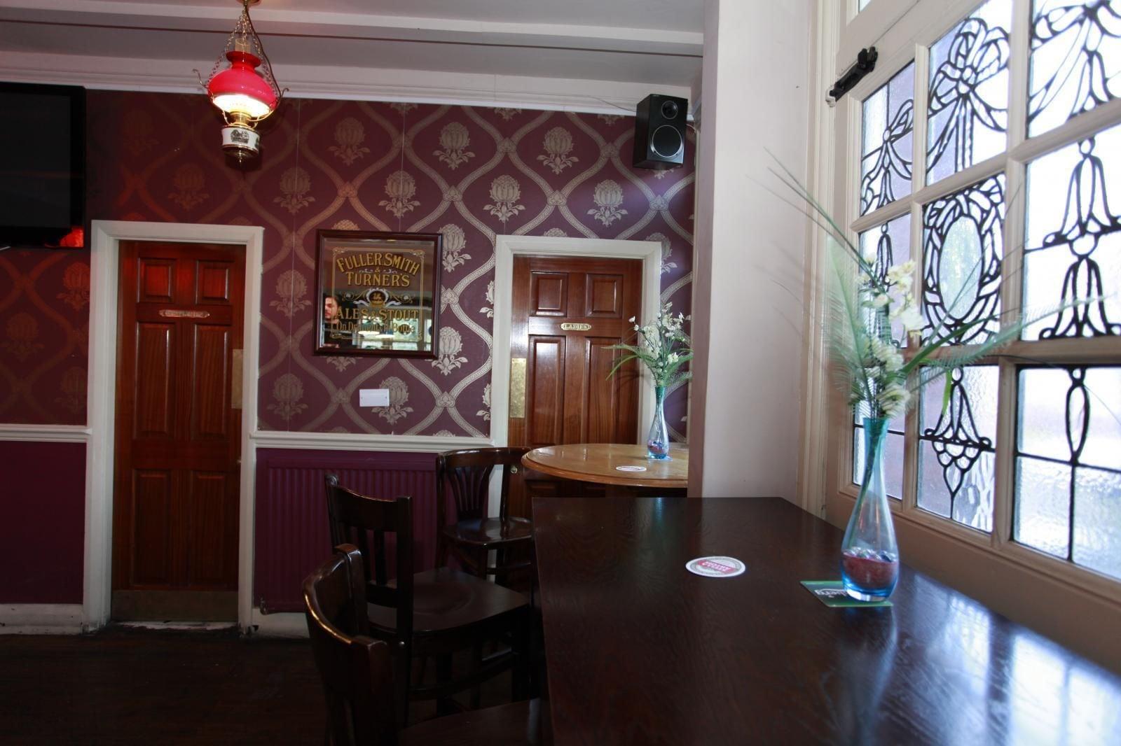 Vista Lobby Heathrow Stay