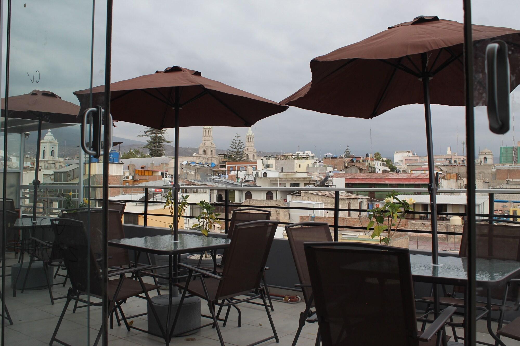 Varios HOTEL BELIER