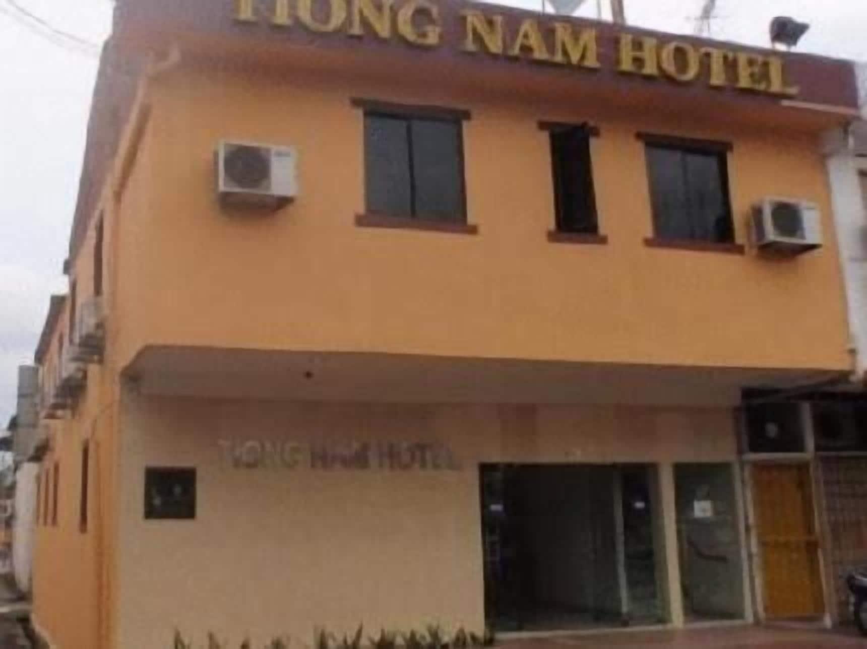 Vista Exterior Tiong Nam Hotel